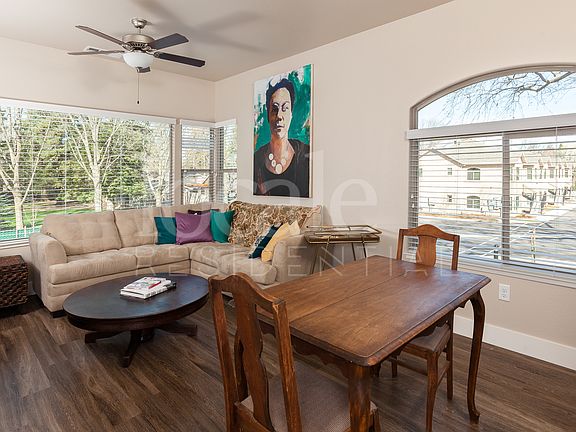 4th image of 1217 W Sacramento Ave Unit 106