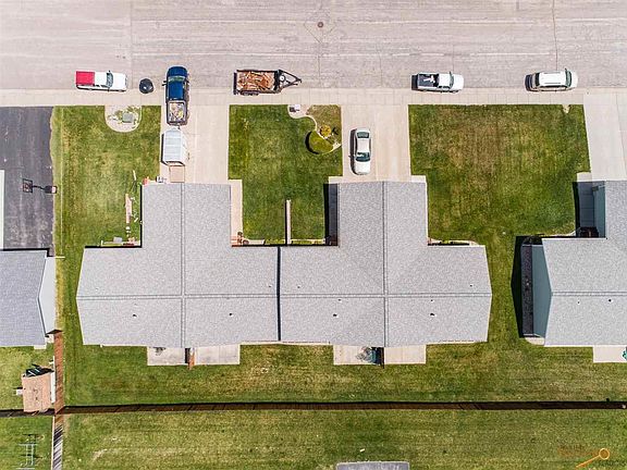 3rd image of 2617 Cottontail Dr