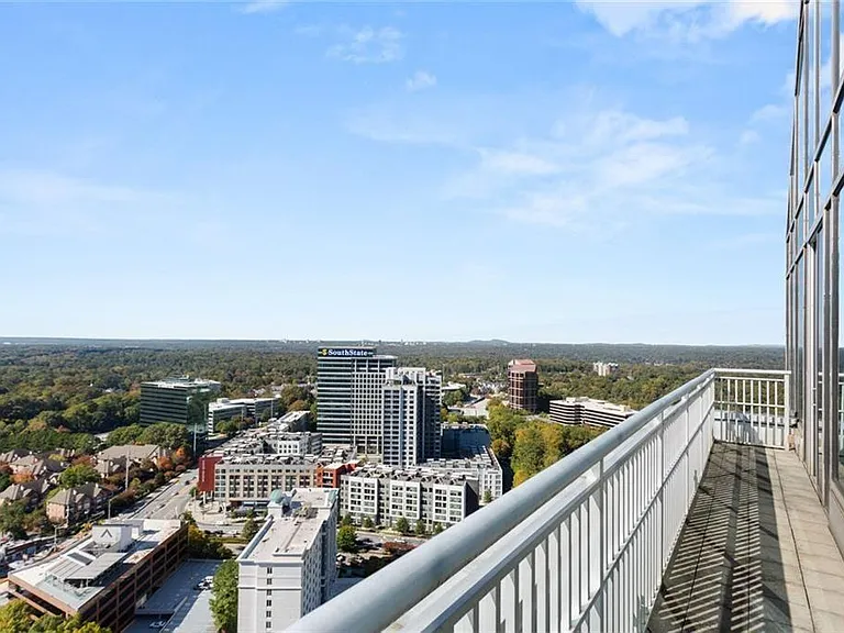 3338 Peachtree Rd NE #3501 — Photo 20