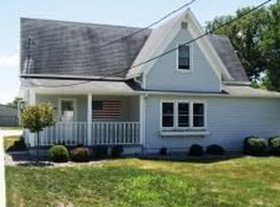 222 Mathews Dr, Gilbert, IA 50105