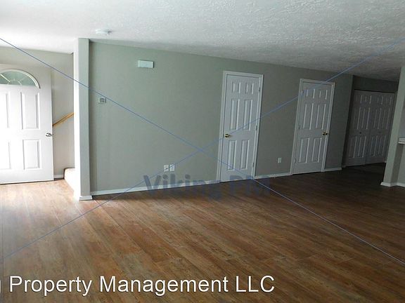 3rd image of 935 NW Claypool St