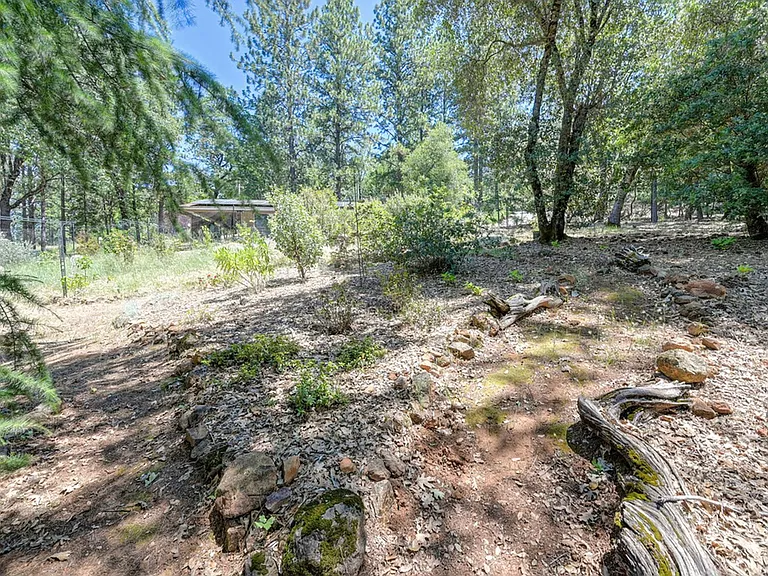 16832 Alice Way — Photo 44