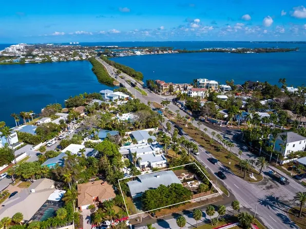 335 Arthur Dr #1, Sarasota, FL 34236