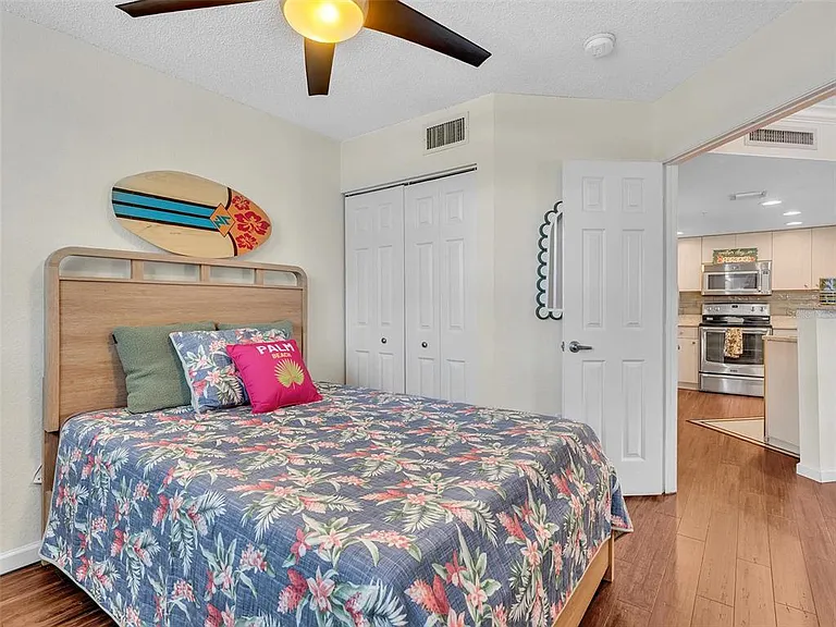 1801 N Flagler Dr #416 — Photo 32