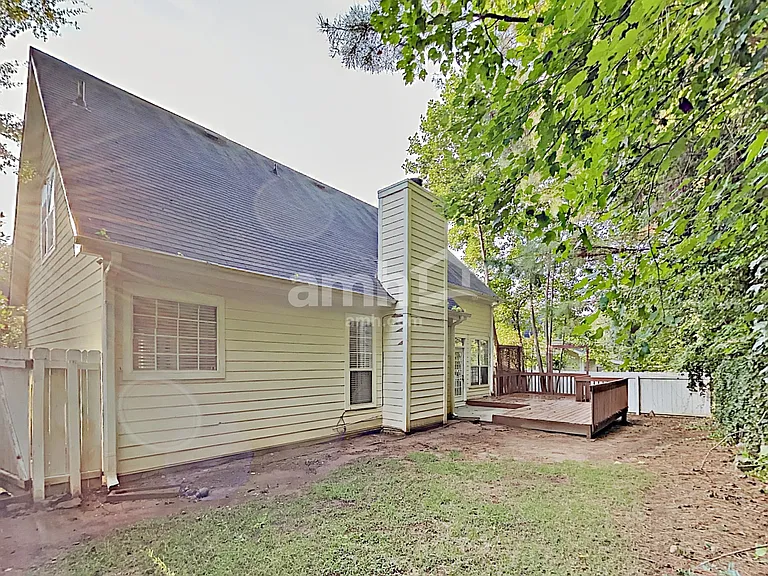 2319 Clipper Ln — Photo 24