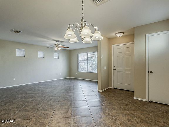 3rd image of 6069 S Sweet Birch Ln