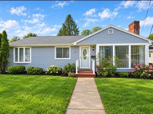 67 Andover St, Peabody, MA 01960