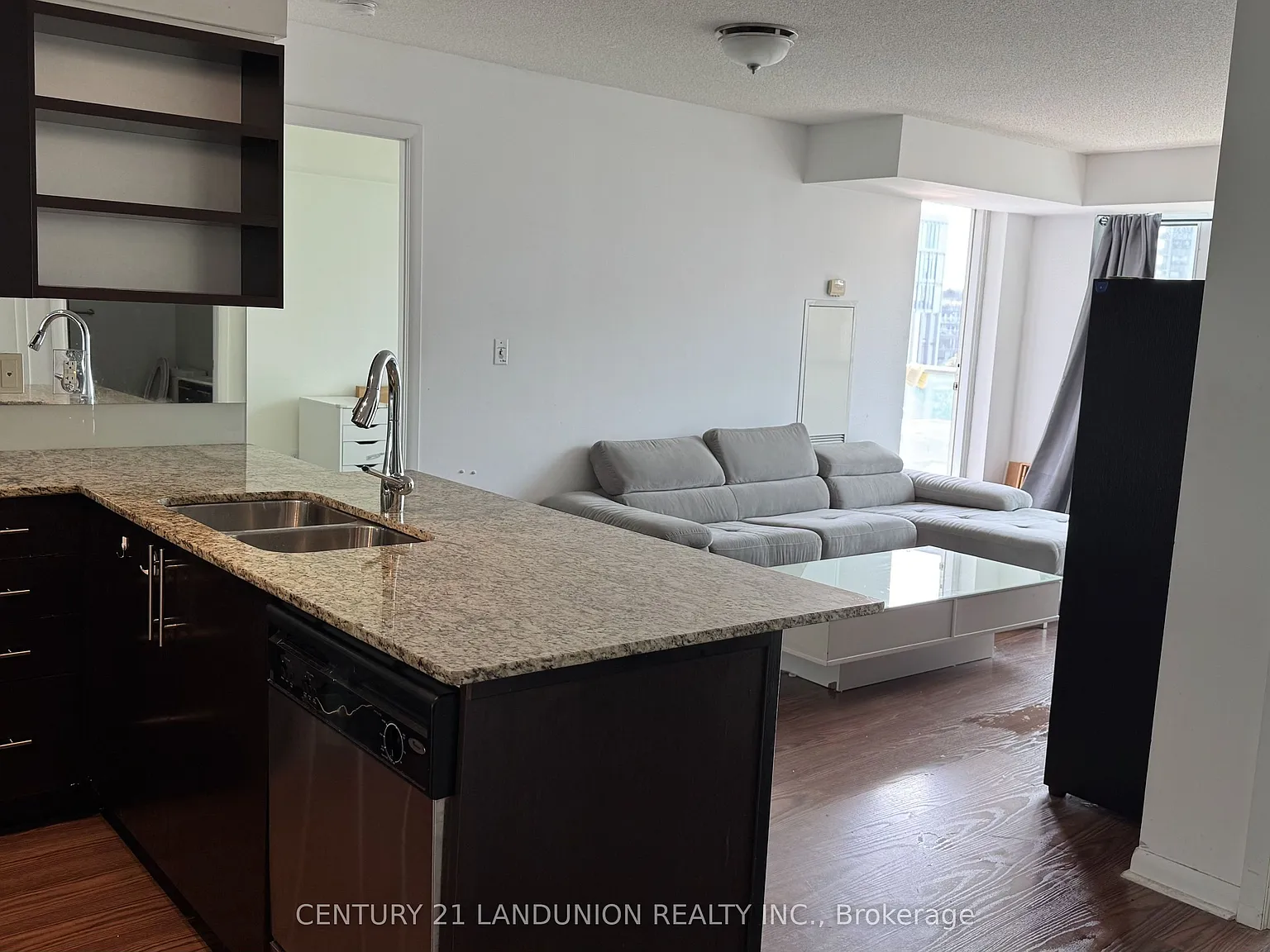2 bed, $3,500 — Photo 2