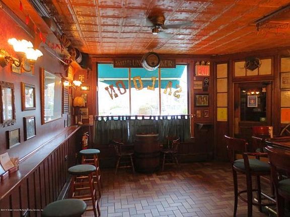 4th image of 63 Lafayette Ave