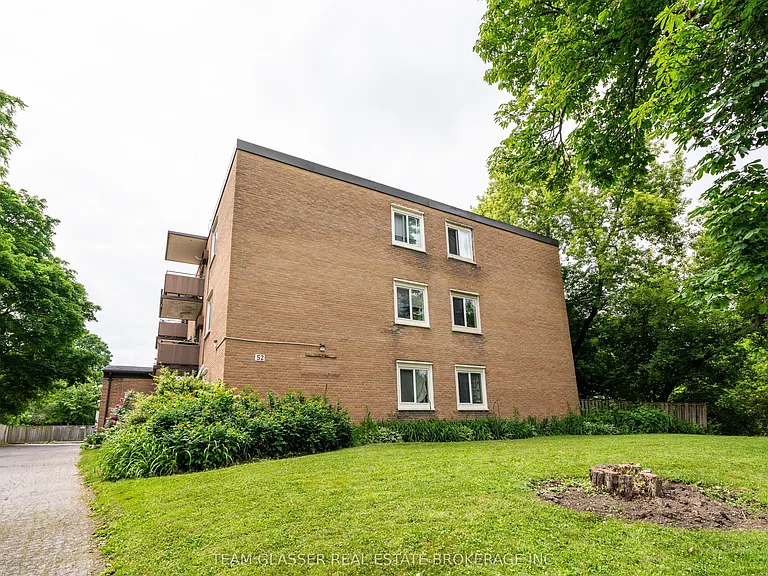 52 Hiawatha St #301 — Photo 1