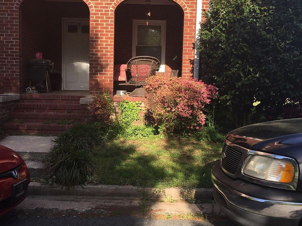 Covered Patio (side view)