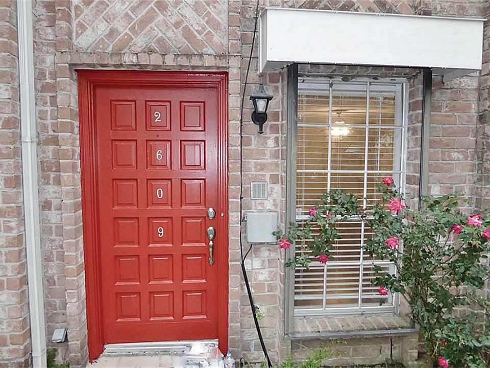 1st image of 2609 Oak Hill Dr