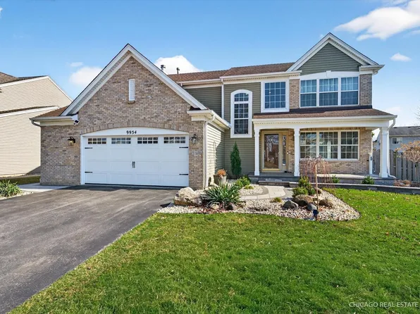 9934 Bedford Dr, Huntley, IL 60142