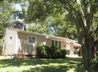 1323 Carroll St, Iowa City, IA 52240