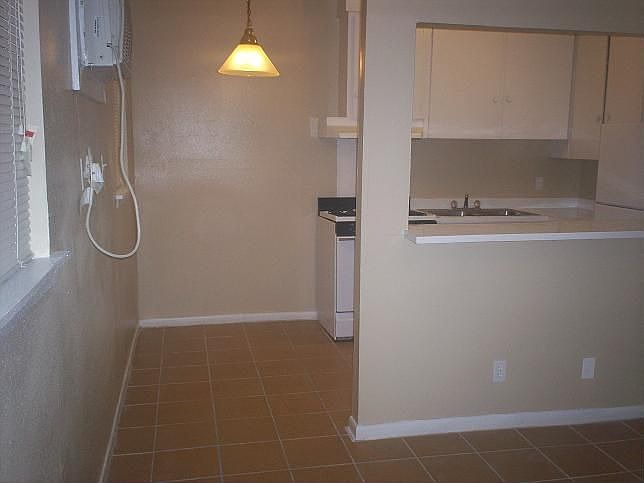 1st image of 431 Koehler Ct APT 105