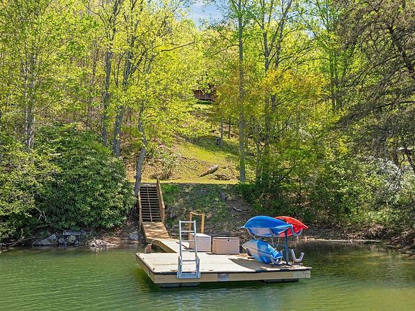 317 Von Trapp Ln