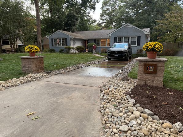 7 Sir Francis Wyatt Pl