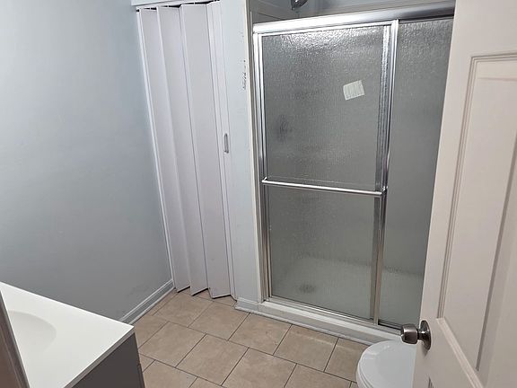 4th image of 641 29th St APT B