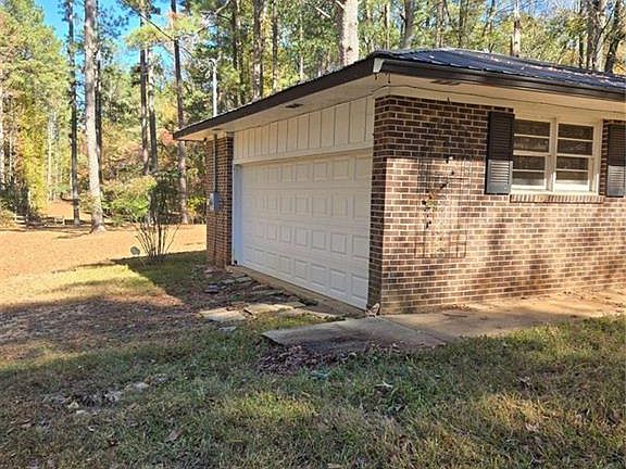 5th image of 735 Seabreeze Lake Rd