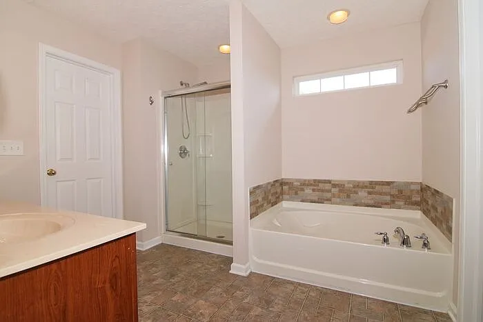 14240 Langham Dr — Photo 15