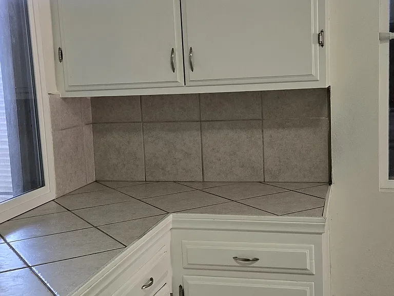 862 Elise St — Photo 7
