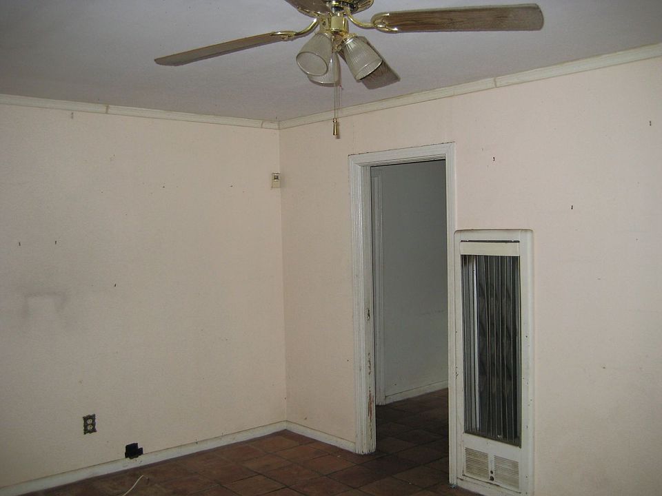 2nd image of 173 Brandywine Ave