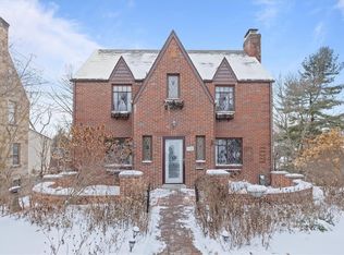 170 Mohawk Dr, Pittsburgh, PA 15228