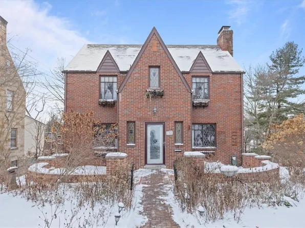 170 Mohawk Dr, Pittsburgh, PA 15228