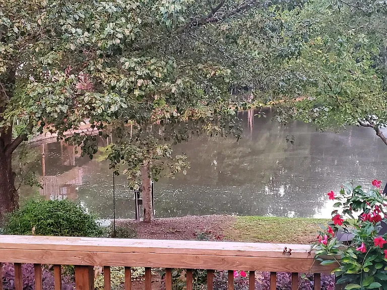 309 Angie Dr — Photo 10