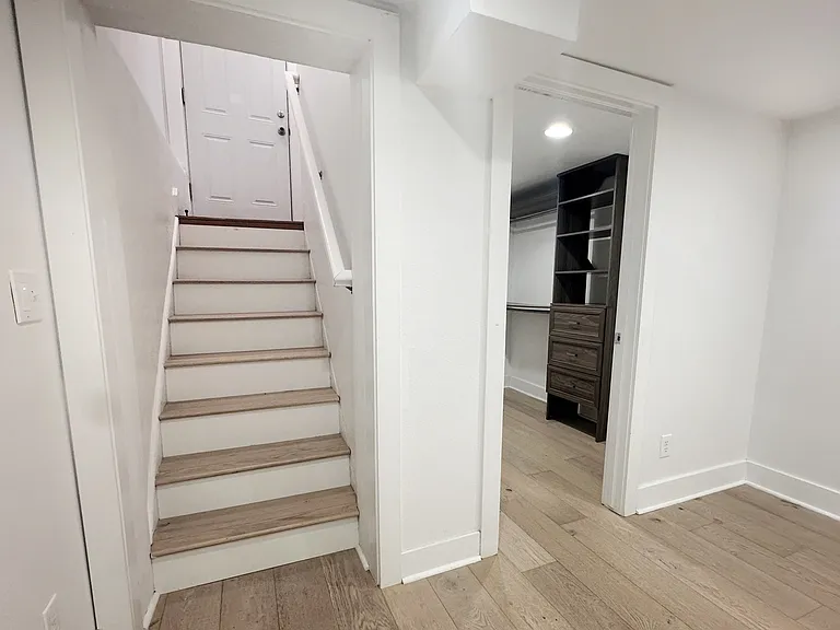 206 S Emerson St — Photo 10