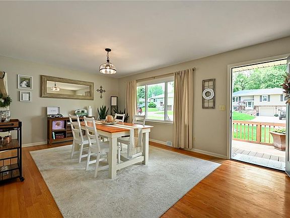4th image of 6921 Ballentine St