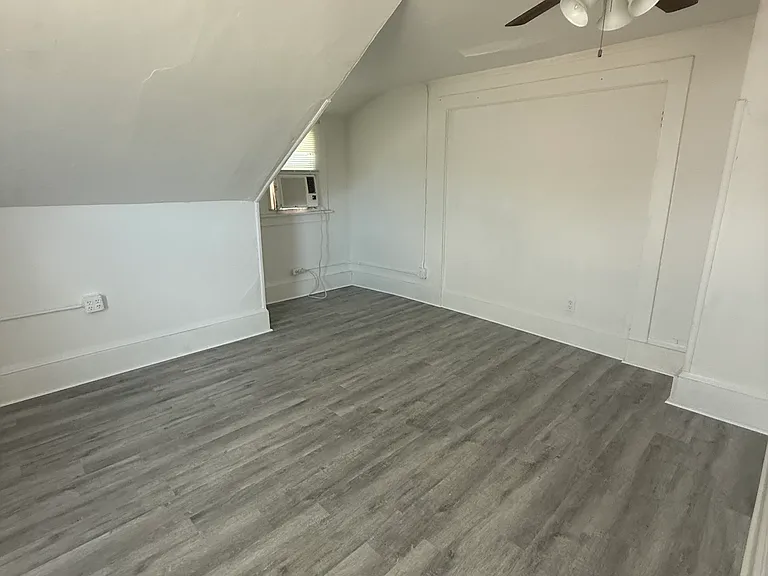 19 S Hollywood Ave #4 — Photo 16