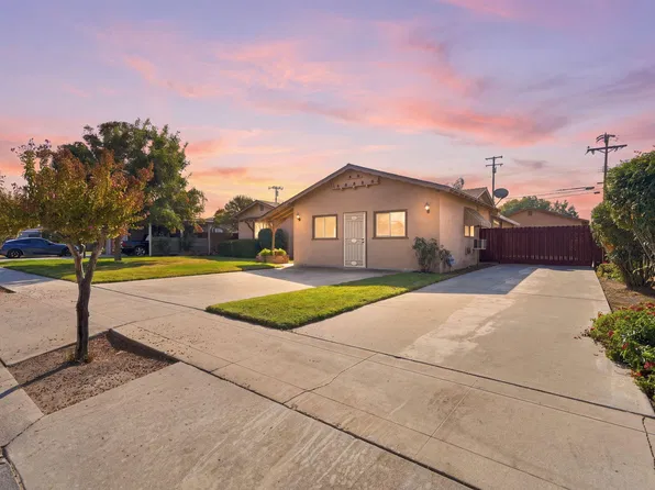 131 E Gail Avenue, Tulare, CA 93274