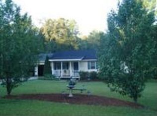 906 Country Club Rd, Newnan, GA 30263