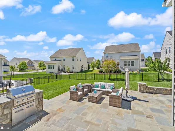 25981 Royston Pass Cir, Aldie, VA 20105
