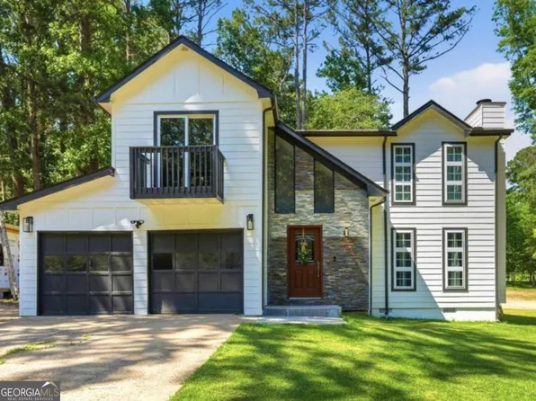 200 Huntcliff Ct, Fayetteville, GA 30214