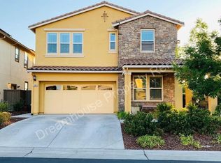 2081 Capri Dr, Roseville, CA 95661
