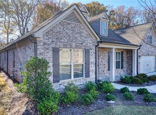 2869 Preserve Walk Ct, Buford, GA 30519