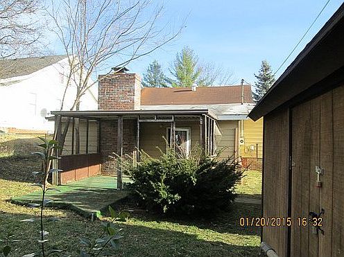 5th image of 1009 E Unaka Ave