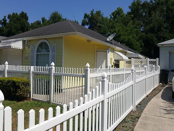 3rd image of 5689 Ellis Trace Dr