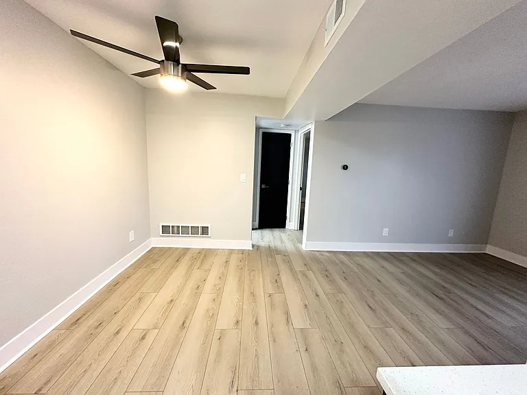 CherryVale Apartments — Photo 63