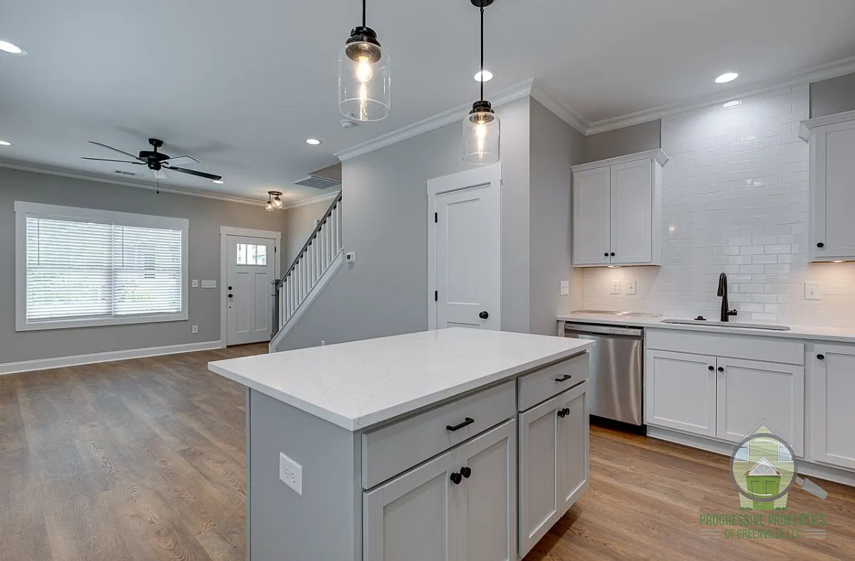 8 Howard Street Unit B - 1 — Photo 3