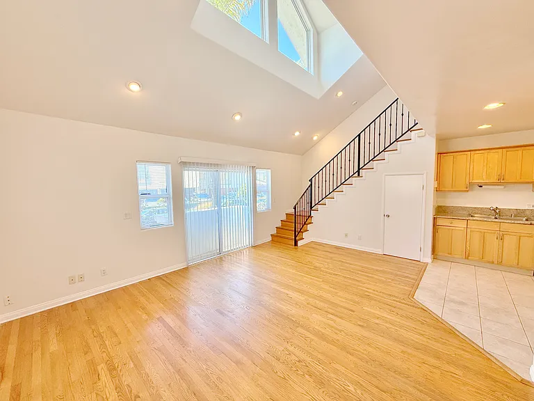 1306 Electric Ave — Photo 1