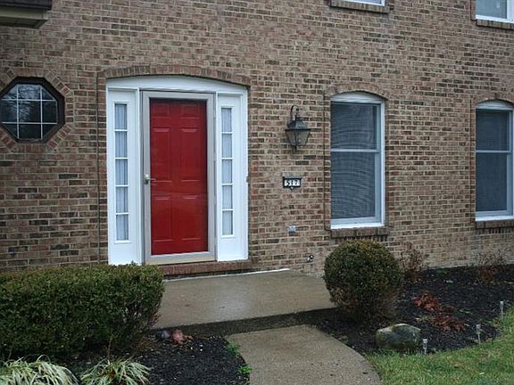 3rd image of 517 Montpelier Ct