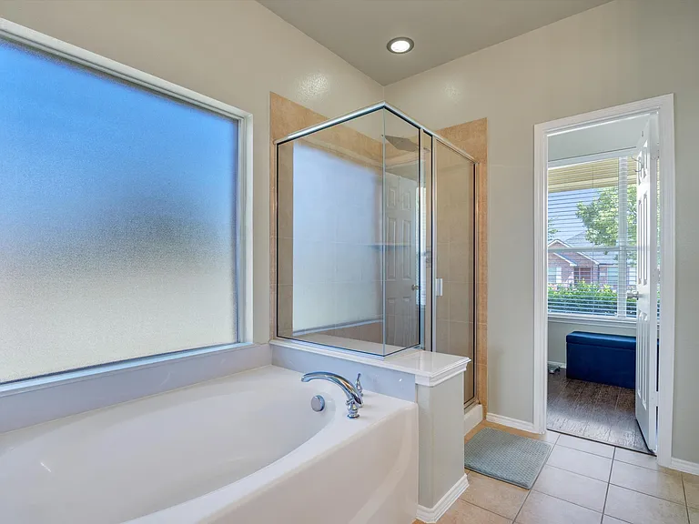200 Shadybrook Dr — Photo 27