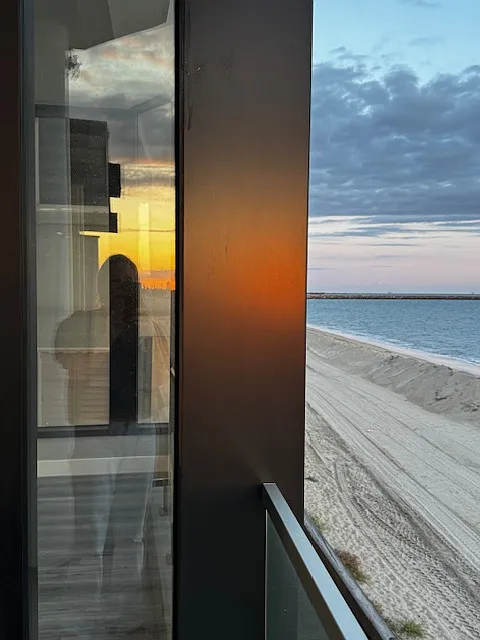 2 bed, 1240 sqft, $5,800 — Photo 2