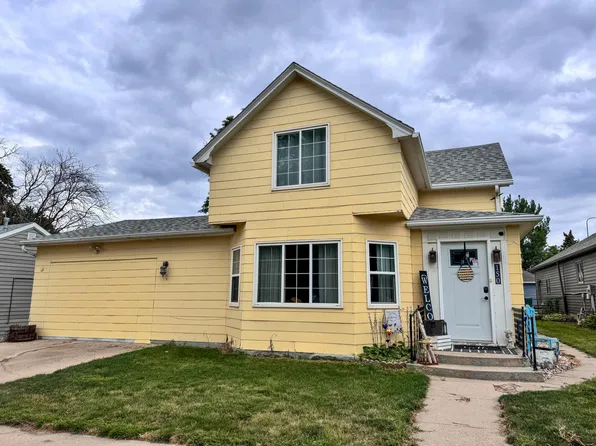 150 Admiral St SE, Wolsey, SD 57384