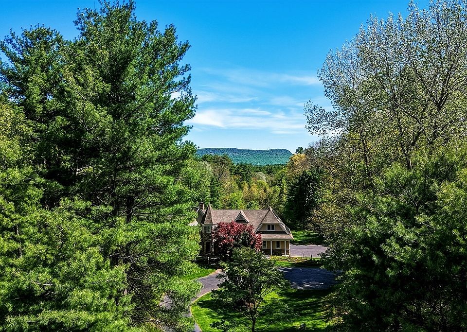 1st image of 422 Park Hill Rd