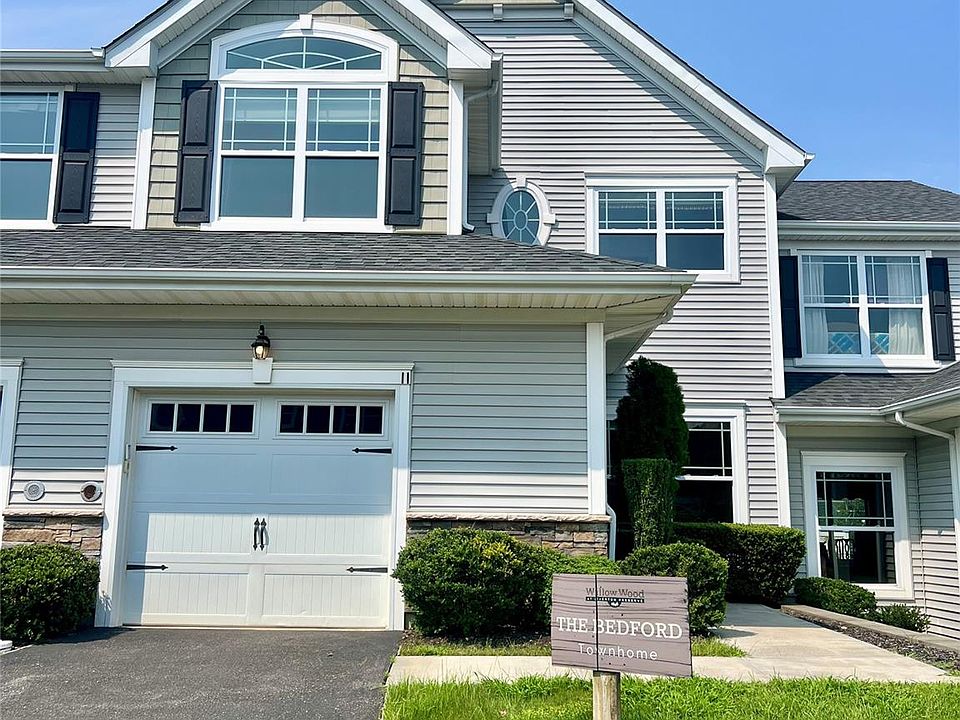 1st image of 11 Willow Terrace #11