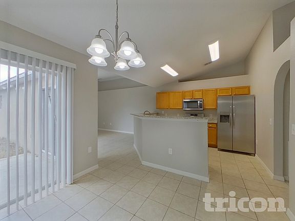 4th image of 810 Ognon Ct